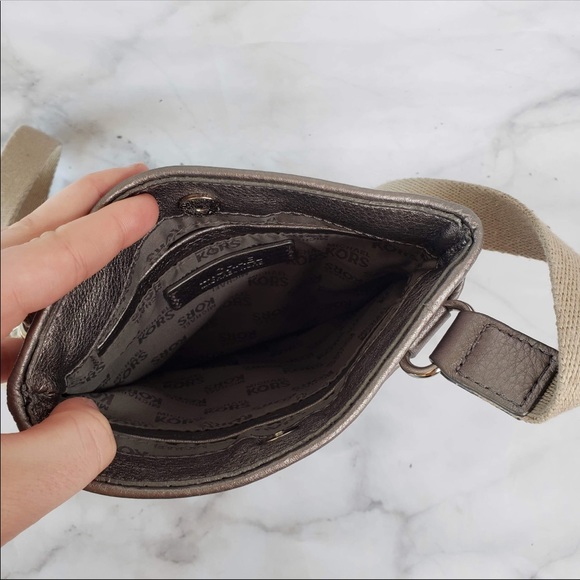 ❗️Authentic MK Bag❗️ - Picture 3 of 4